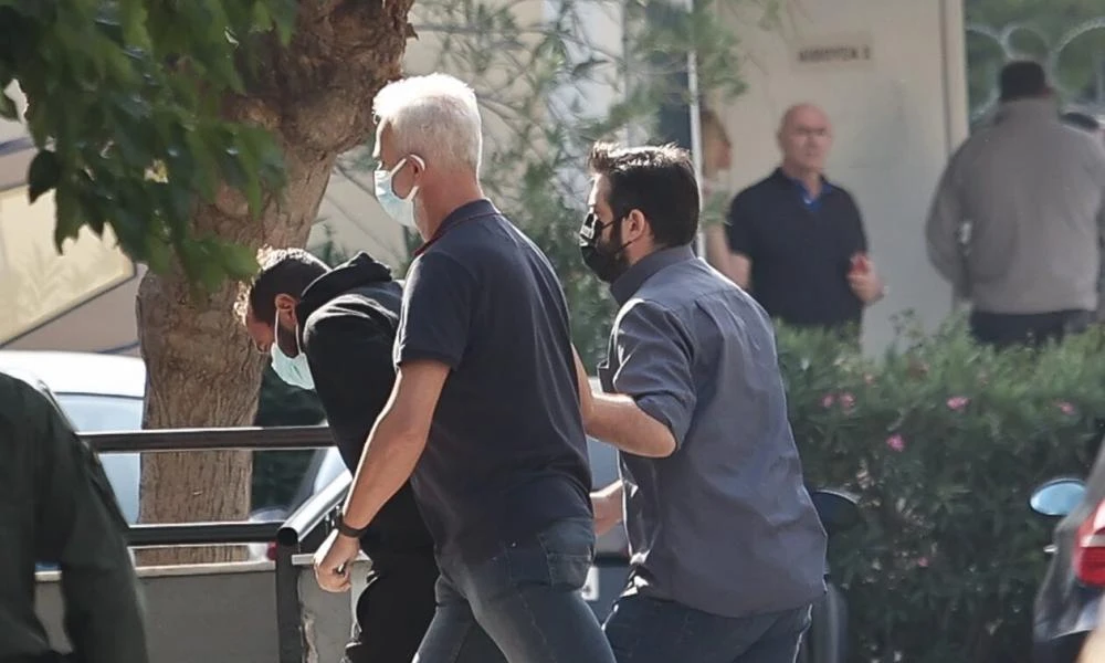 Βιασμός 12χρονης: Στη φυλακή ο πρώην διαιτητής - Νέα προθεσμία για Μίχο